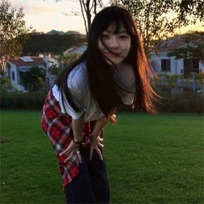 抬头看看夜晚的星星